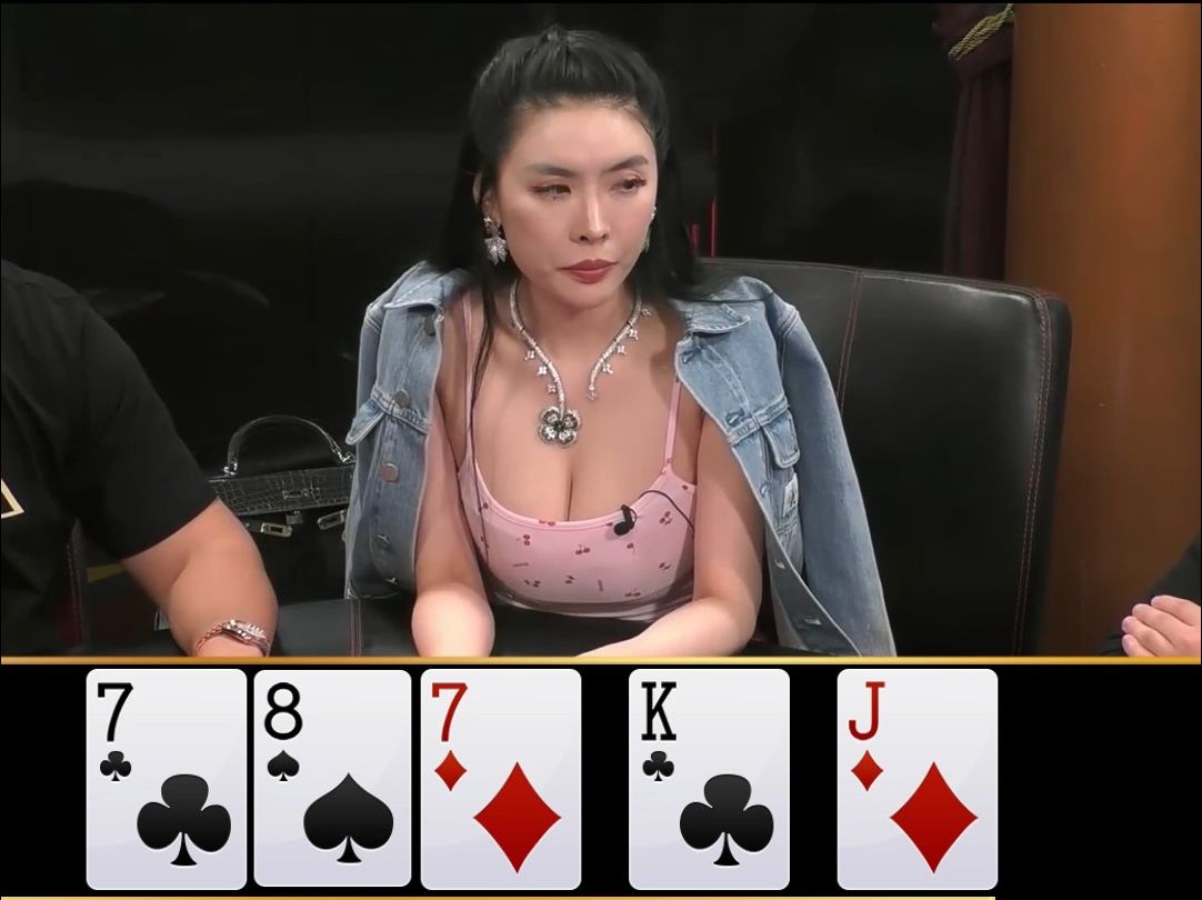【大鹏竞技解说】布兰妮能够看穿你的心！