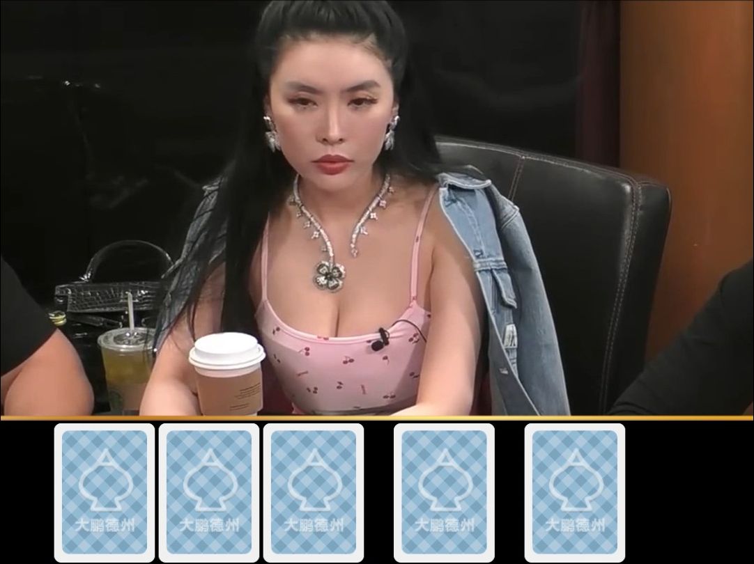 【大鹏竞技解说】平A换大招，布兰妮再推ALLIN！