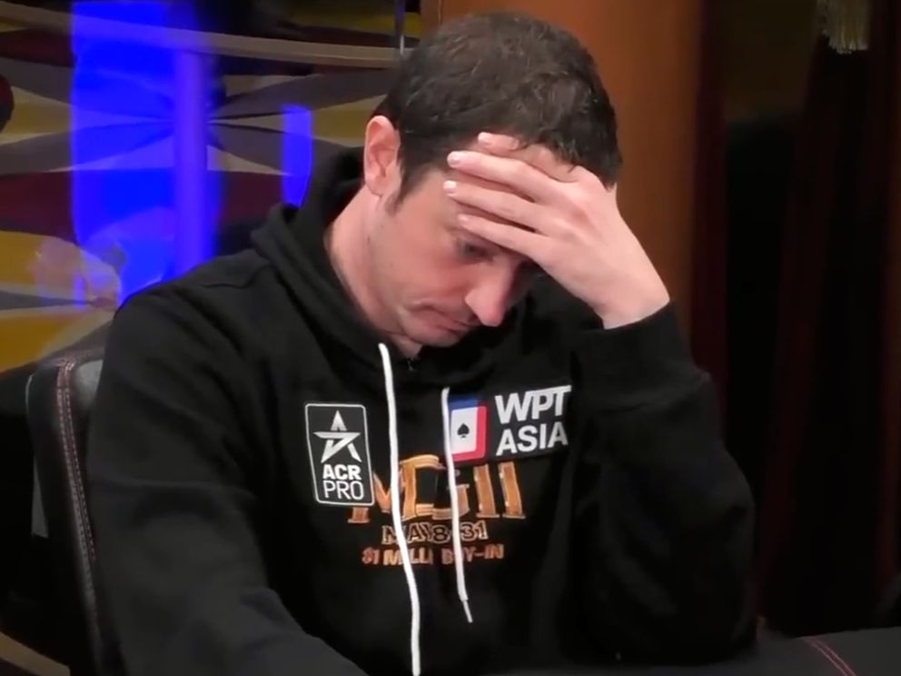 DWAN：玩了一辈子鹰，竟被家雀儿啄了眼